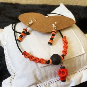 Skull 🎃 Halloween macrame bracelet